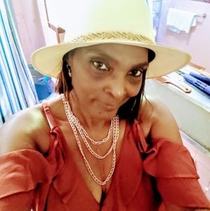 Meet your Posher, Bettye